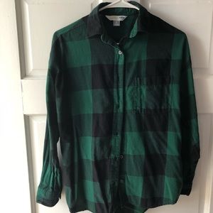 Old navy black and green checkered flannel shirt